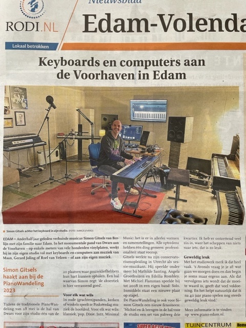 Keyboards en computers aan de Voorhaven